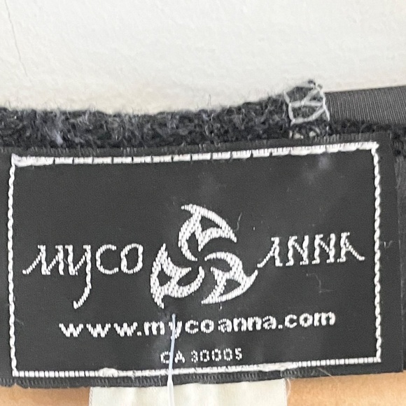 Vintage Y2K Knit Sweater Arsty Grungy Goth Raw stitches Black gray brown Sz M - Picture 3 of 9